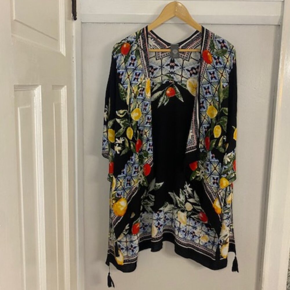Vince Camuto Kimono beach cover up Boho wrap shawl layering Fruit Tassles OS